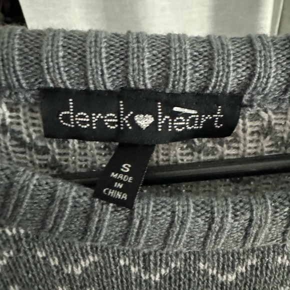 Christmas sweater - Picture 2 of 2